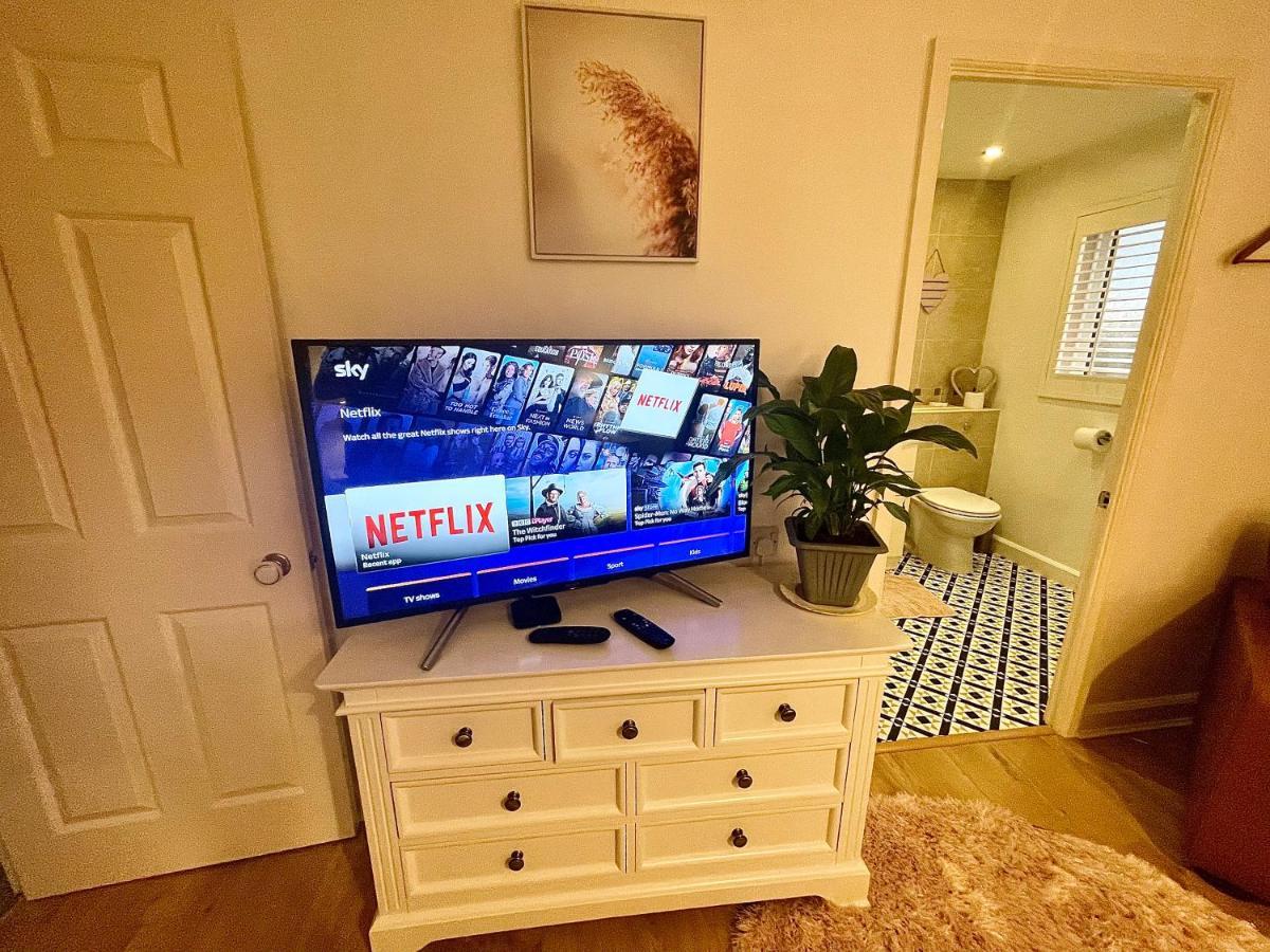 Penderi House Usk With Cymru Holidays Экстерьер фото